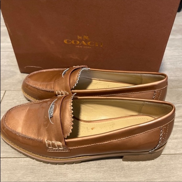 Penny Loafer by Coach, Wmns 6 *final markdown price* - Picture 1 of 11